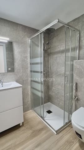 2 sovrum Lägenhet till salu i Ibiza stad med pool - 770 000 € (Ref: 9354529)