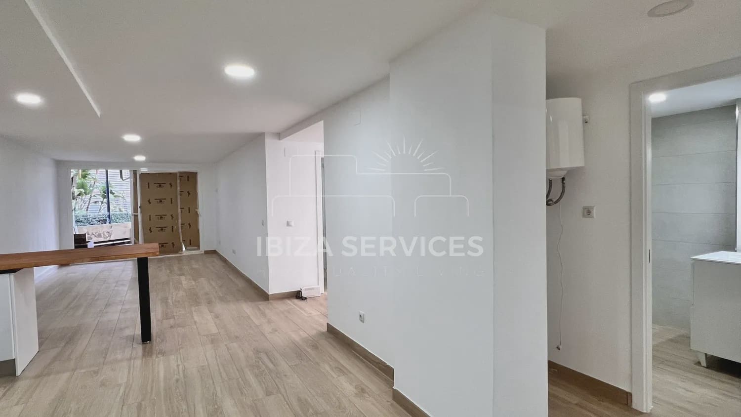 2 sovrum Lägenhet till salu i Ibiza stad med pool - 770 000 € (Ref: 9354529)