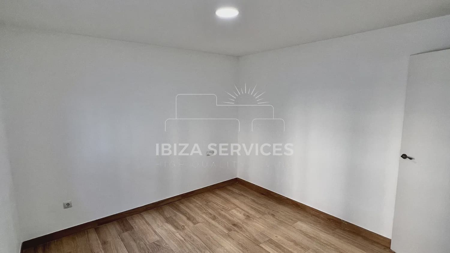 2 sovrum Lägenhet till salu i Ibiza stad med pool - 770 000 € (Ref: 9354529)