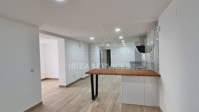 2 sovrum Lägenhet till salu i Ibiza stad med pool - 770 000 € (Ref: 9354529)