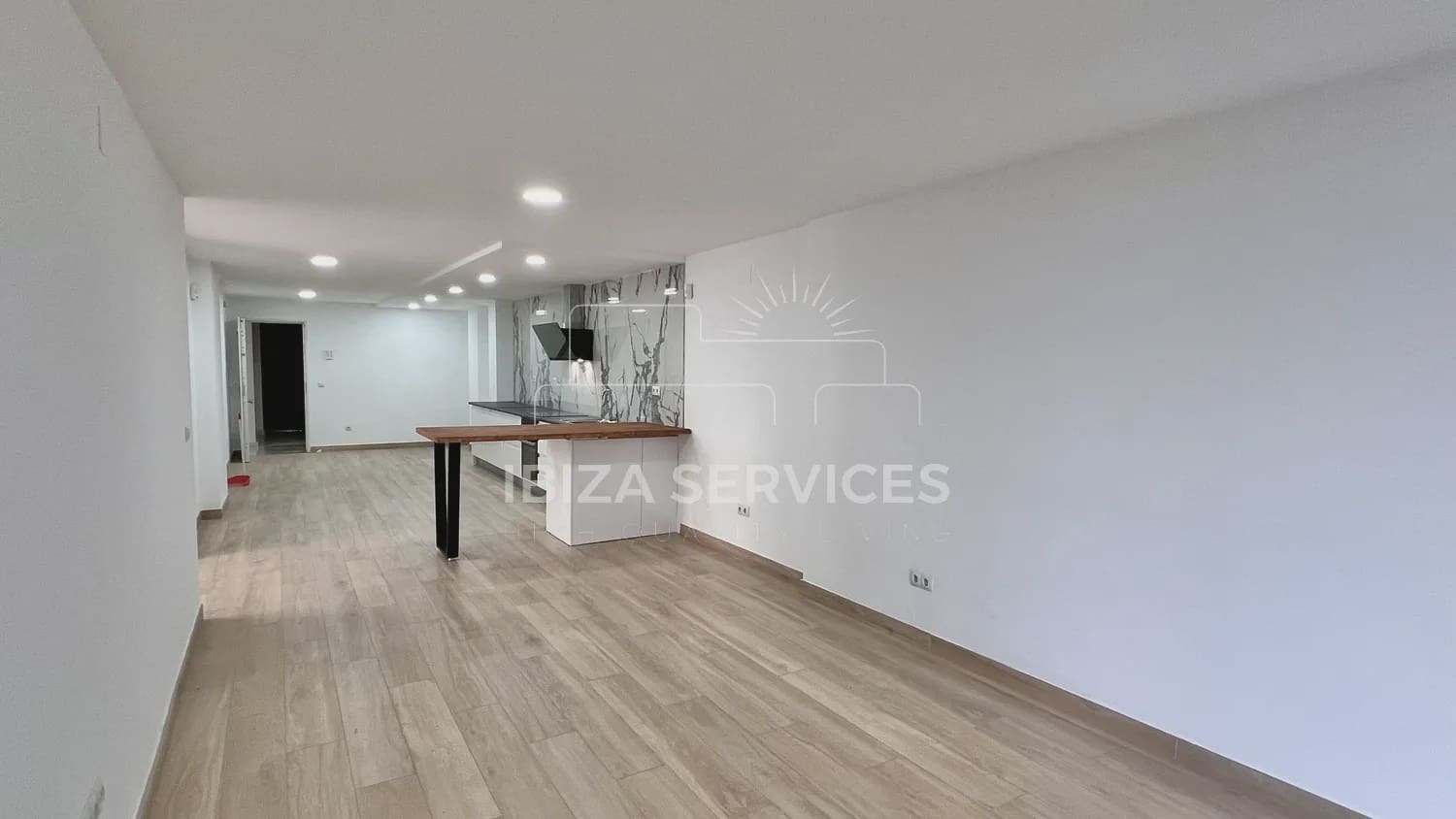 2 sovrum Lägenhet till salu i Ibiza stad med pool - 770 000 € (Ref: 9354529)