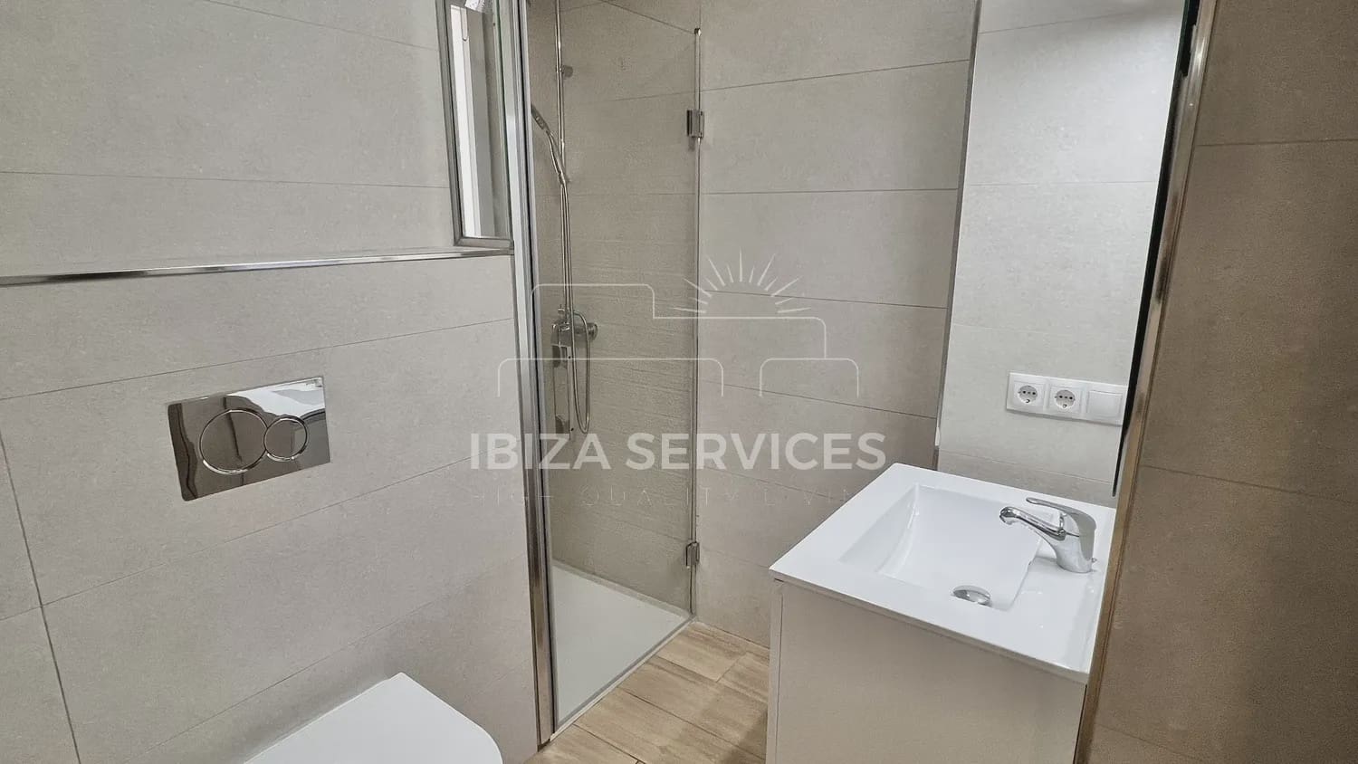 2 sovrum Lägenhet till salu i Ibiza stad med pool - 770 000 € (Ref: 9354529)