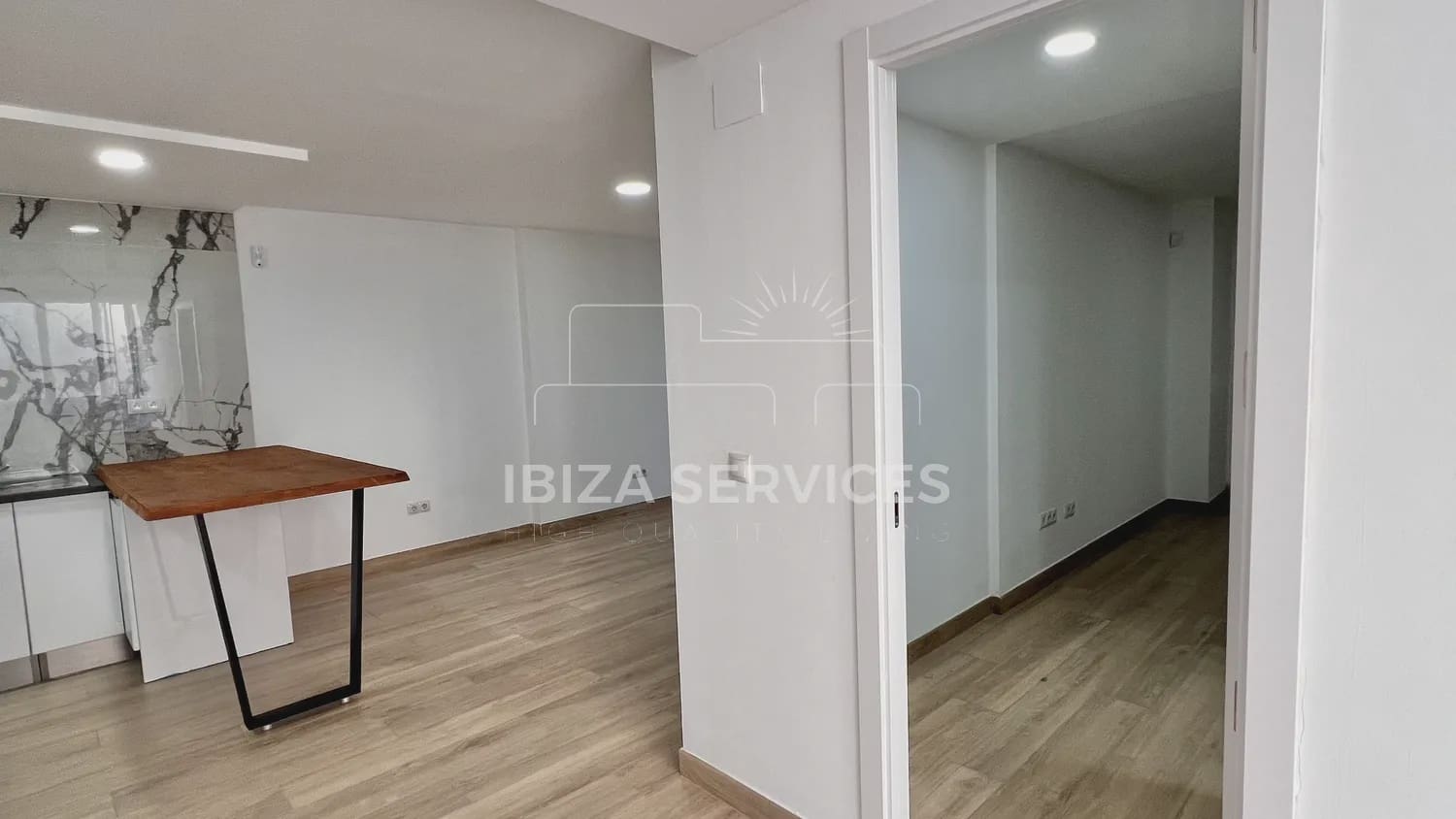 2 sovrum Lägenhet till salu i Ibiza stad med pool - 770 000 € (Ref: 9354529)