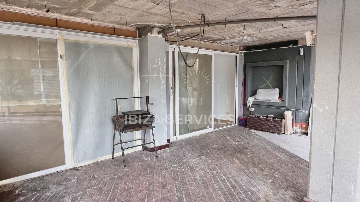 2 sovrum Lägenhet till salu i Ibiza stad med pool - 770 000 € (Ref: 9354529)