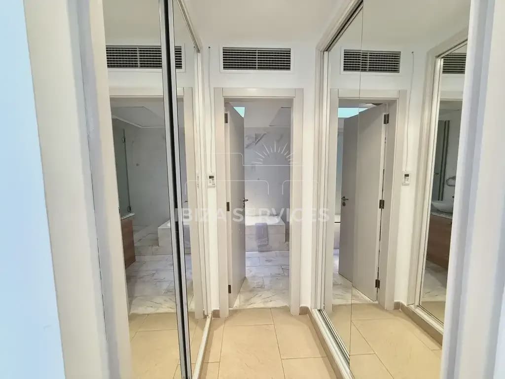 6 sypialnia Dom do wynajęcia w Talamanca z garażem - 6 000 € (Ref: 9384932)