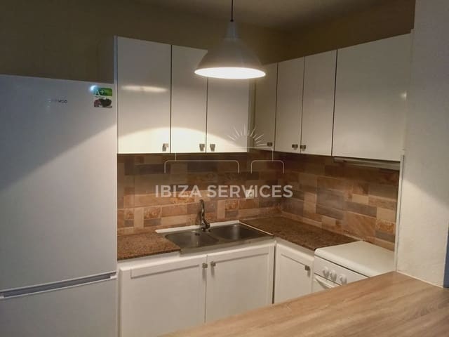 Apartamento de 1 habitación en Ibiza / Eivissa ciudad en alquiler - 1.200 € (Ref: 9460847)