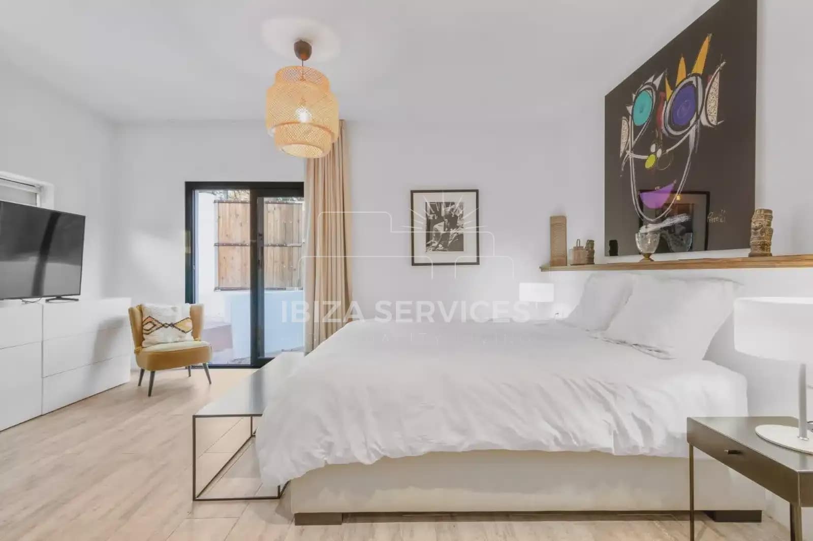 5 bedroom Villa for rent in San Miguel / Sant Miquel de Balansat with pool garage - € 9,000 (Ref: 9497919)