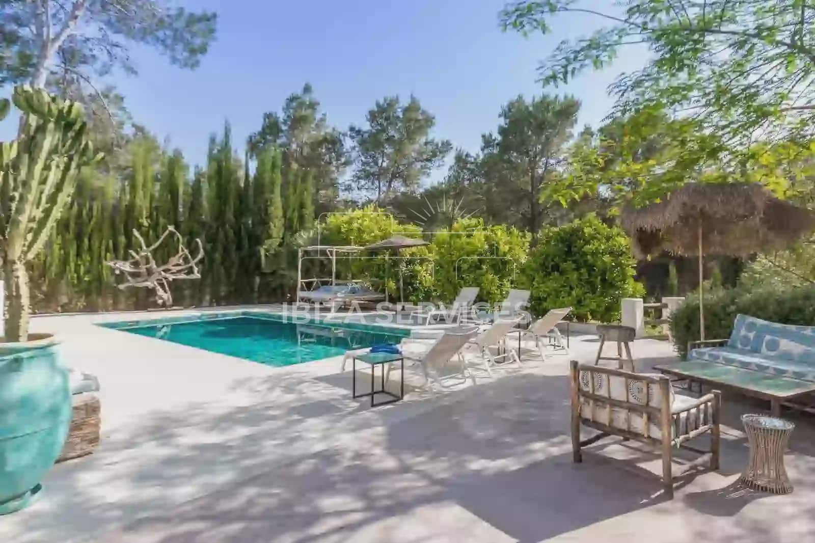 5 bedroom Villa for rent in San Miguel / Sant Miquel de Balansat with pool garage - € 9,000 (Ref: 9497919)