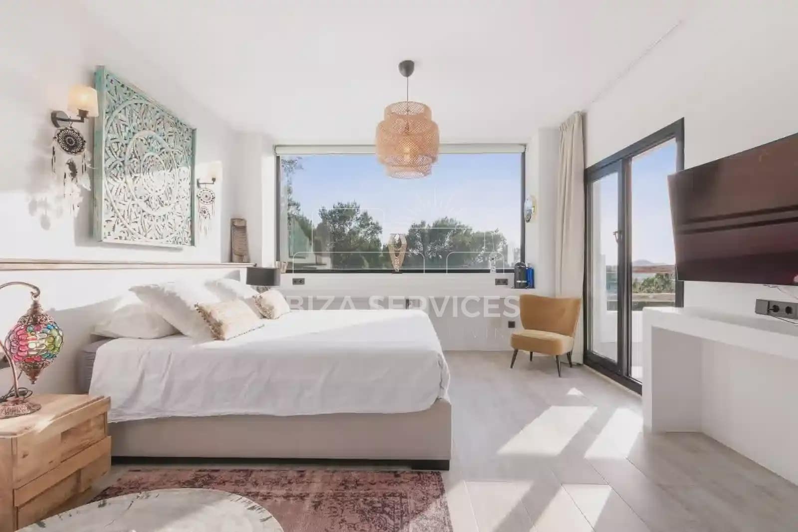 5 bedroom Villa for rent in San Miguel / Sant Miquel de Balansat with pool garage - € 9,000 (Ref: 9497919)