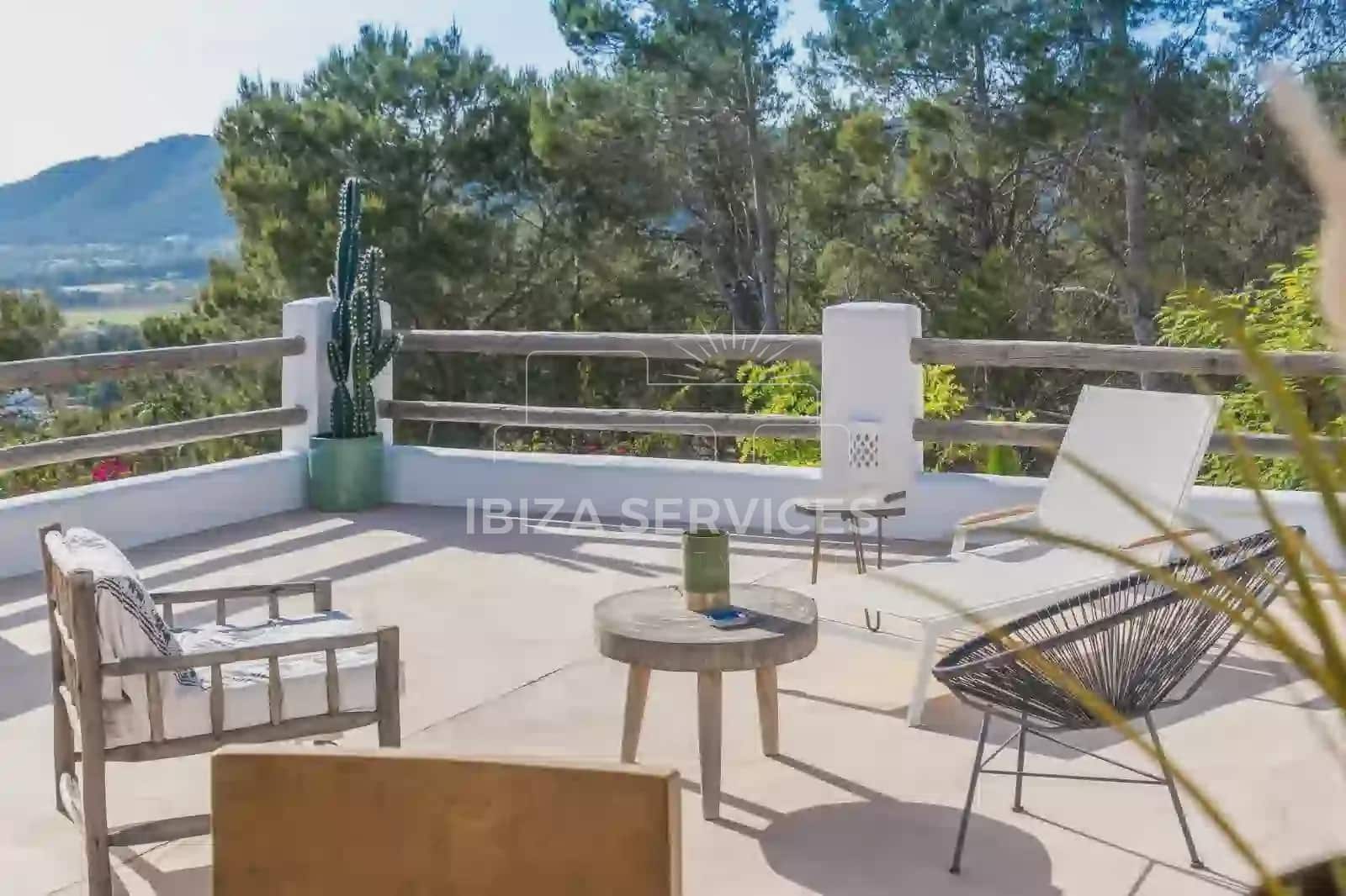 5 bedroom Villa for rent in San Miguel / Sant Miquel de Balansat with pool garage - € 9,000 (Ref: 9497919)