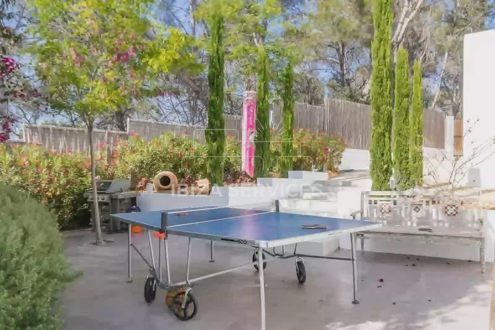 5 bedroom Villa for rent in San Miguel / Sant Miquel de Balansat with pool garage - € 9,000 (Ref: 9497919)