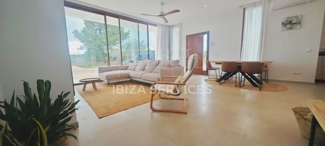 4 soveværelse Finca/Landehus til leje i Santa Eulalia / Santa Eularia med garage - € 6.000 (Ref: 9529027)