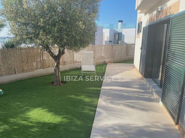 3 bedroom Apartment for sale in Cala Tarida, San Jose / Sant Josep de Sa Talaia with pool garage - € 798,000 (Ref: 9532297)