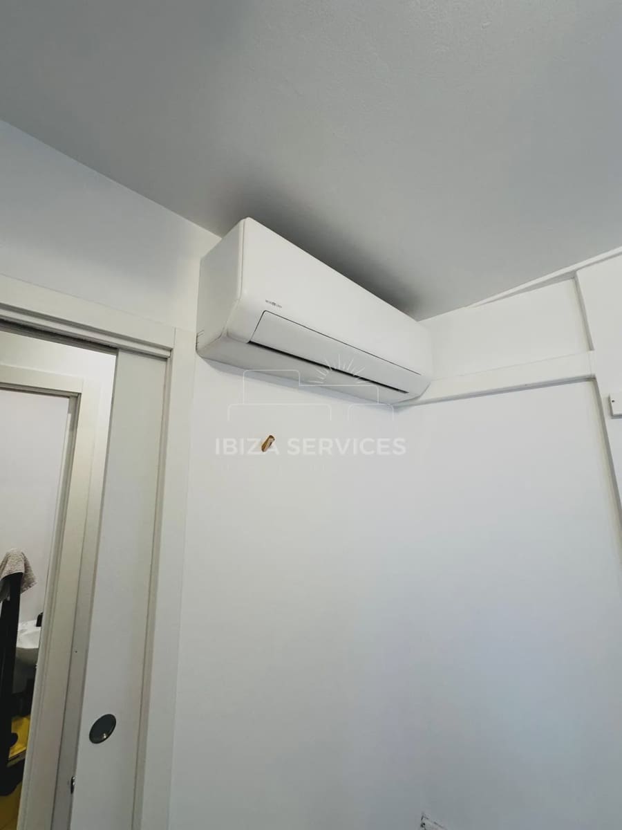 Business for rent in Ibiza / Eivissa town - € 40,000 (Ref: 9535362)