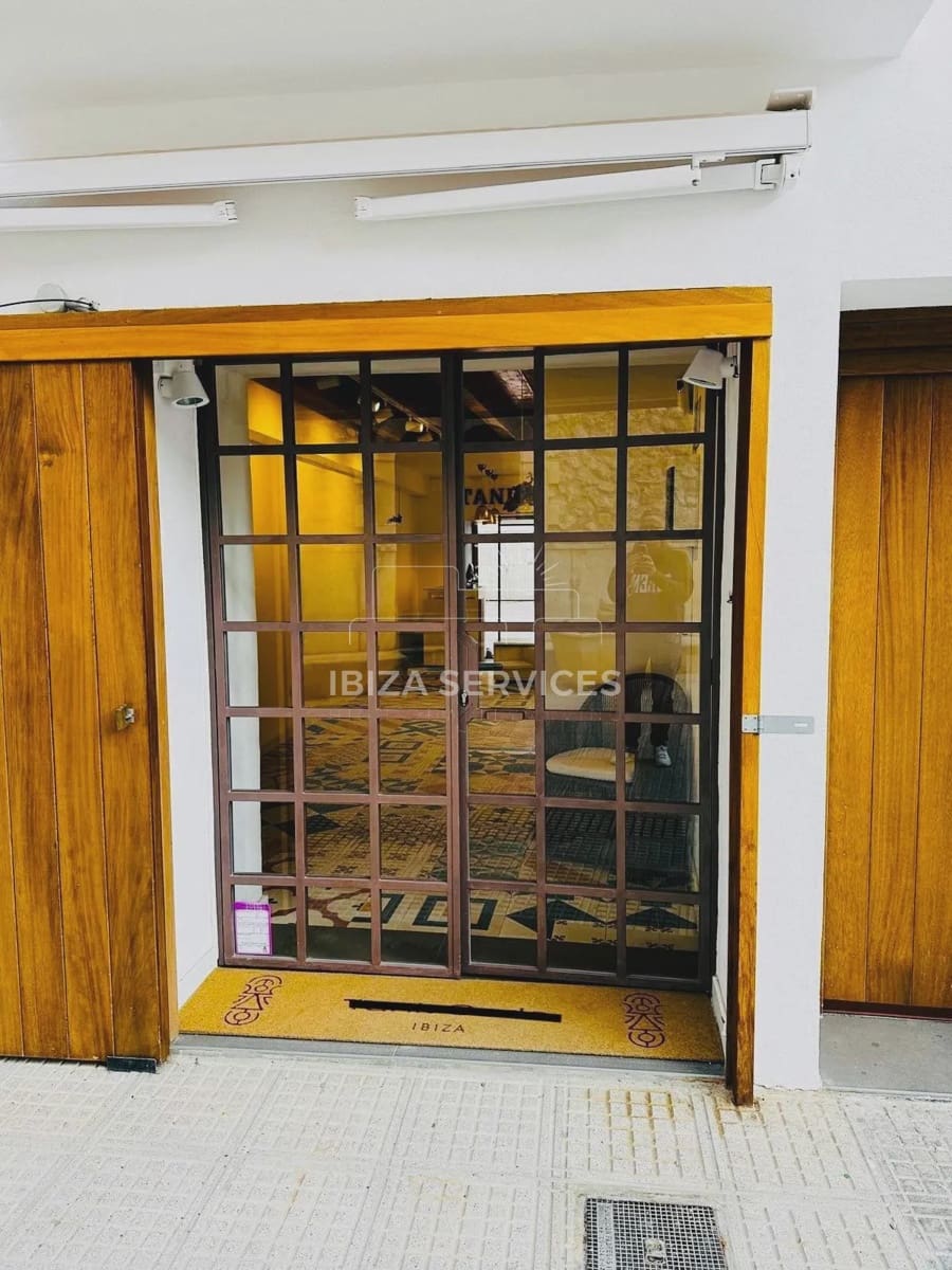 Business for rent in Ibiza / Eivissa town - € 40,000 (Ref: 9535362)