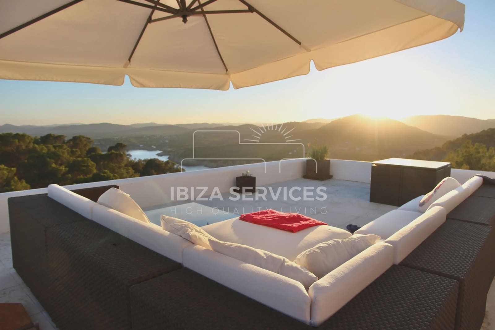 8 camera da letto Villa in vendita in Cala Llenya con piscina garage - 29.900.000 € (Rif: 9542026)