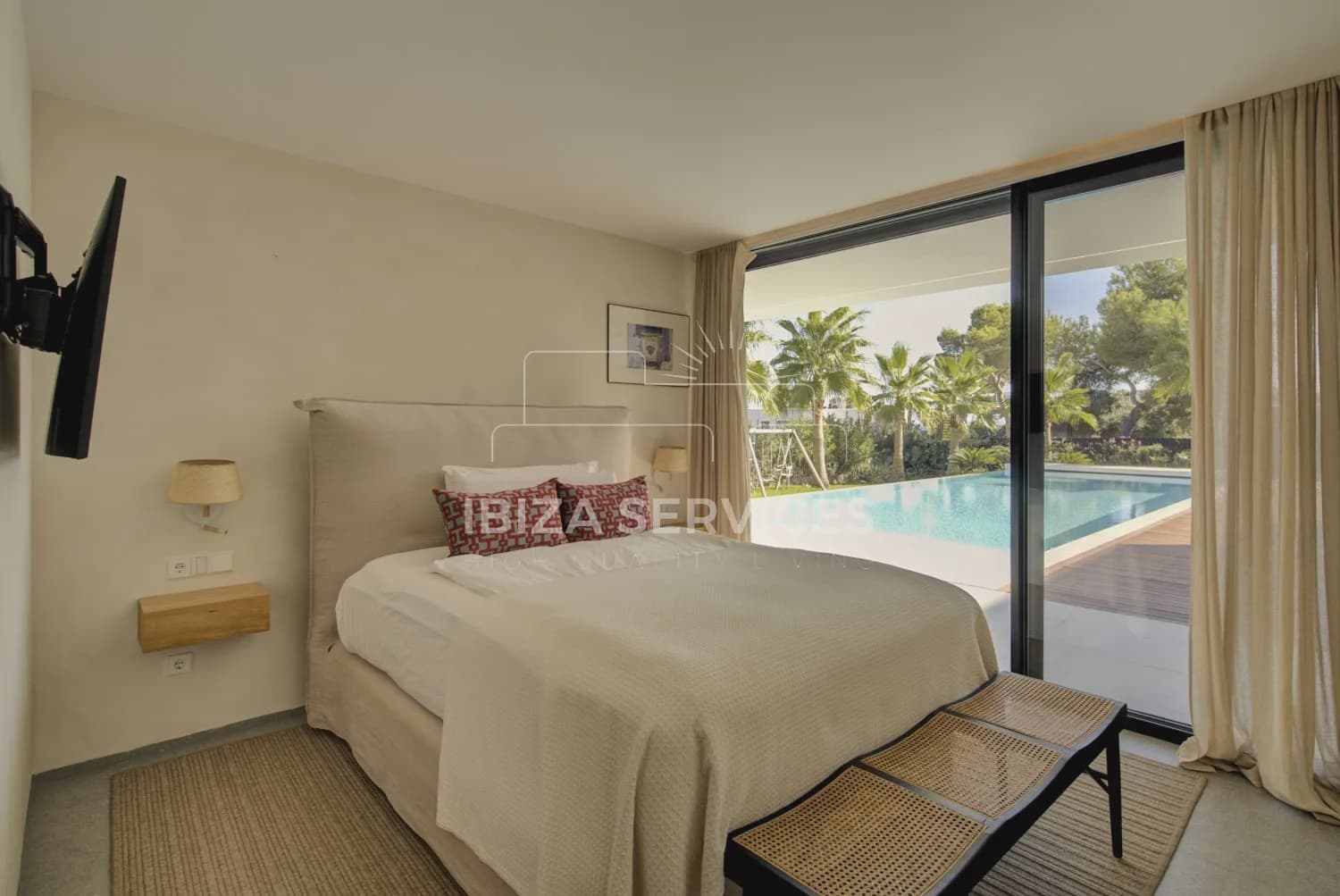 4 soverom Villa til salgs i Es Cubells med svømmebasseng garasje - € 7 200 000 (Ref: 9542766)