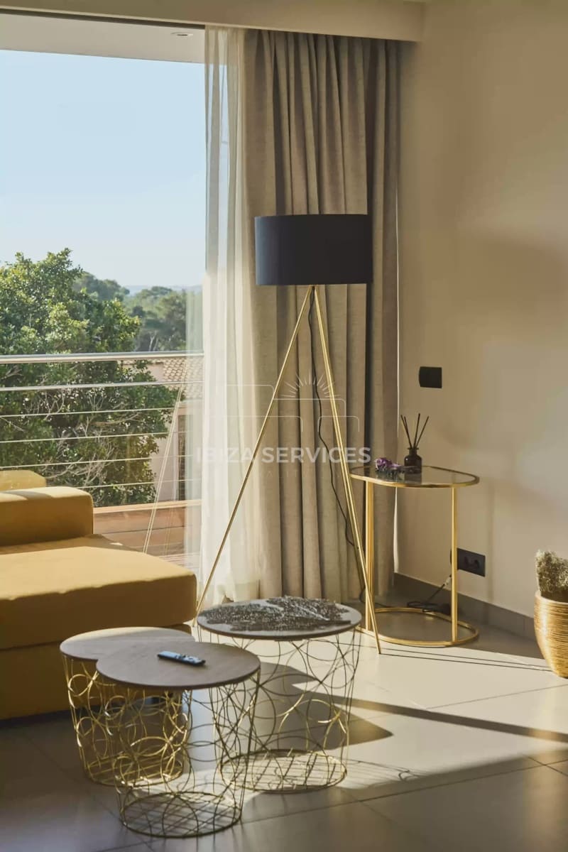 3 slaapkamer Villa voor vakantieverhuur in Talamanca met garage - € 3.752 (Ref: 9547378)