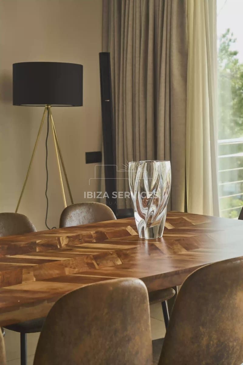 3 slaapkamer Villa voor vakantieverhuur in Talamanca met garage - € 3.752 (Ref: 9547378)