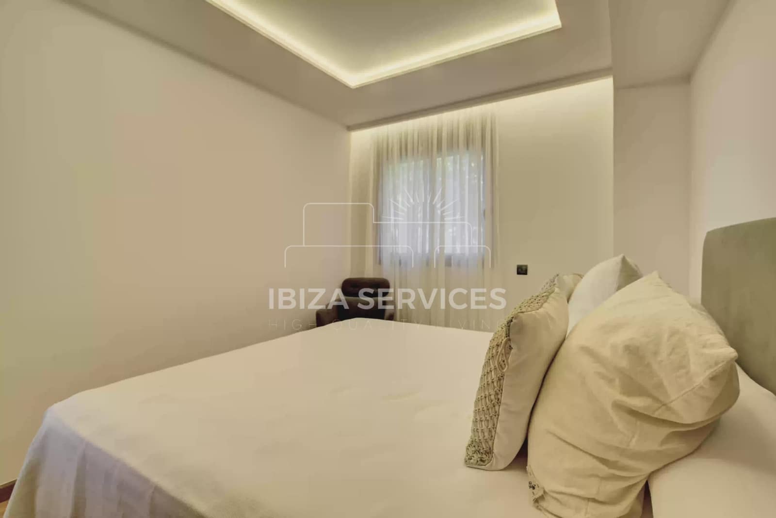 3 slaapkamer Villa voor vakantieverhuur in Talamanca met garage - € 3.752 (Ref: 9547378)