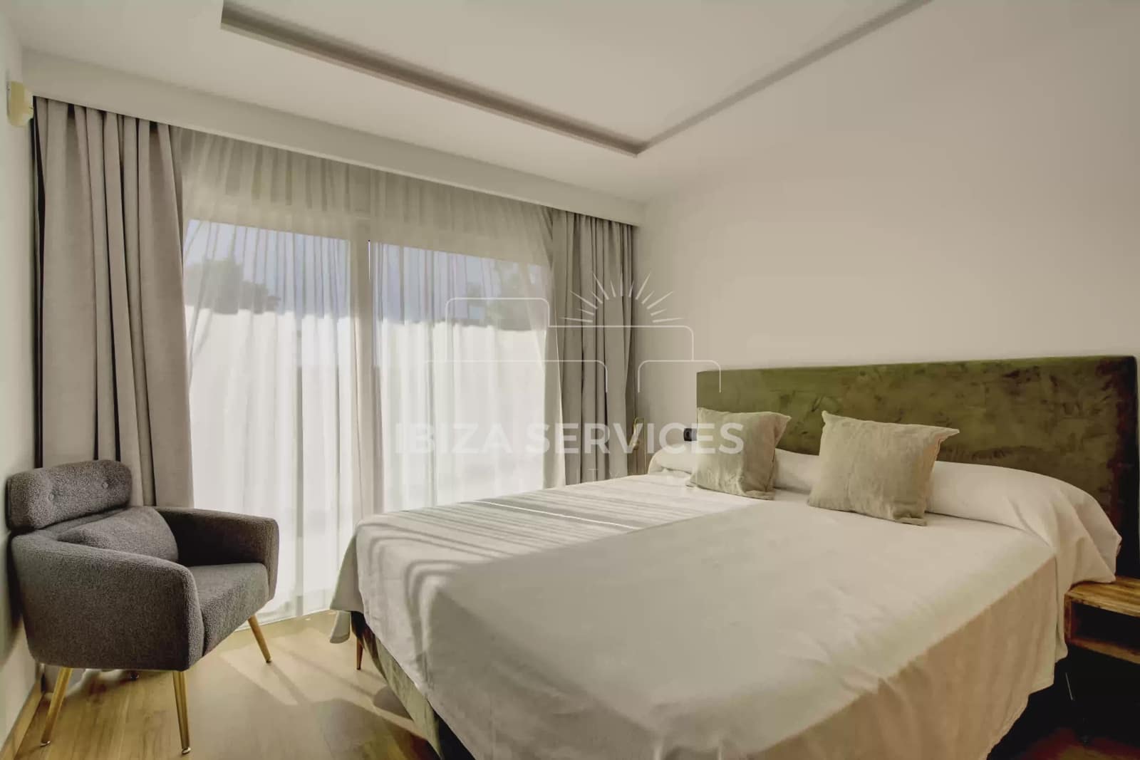 3 slaapkamer Villa voor vakantieverhuur in Talamanca met garage - € 3.752 (Ref: 9547378)