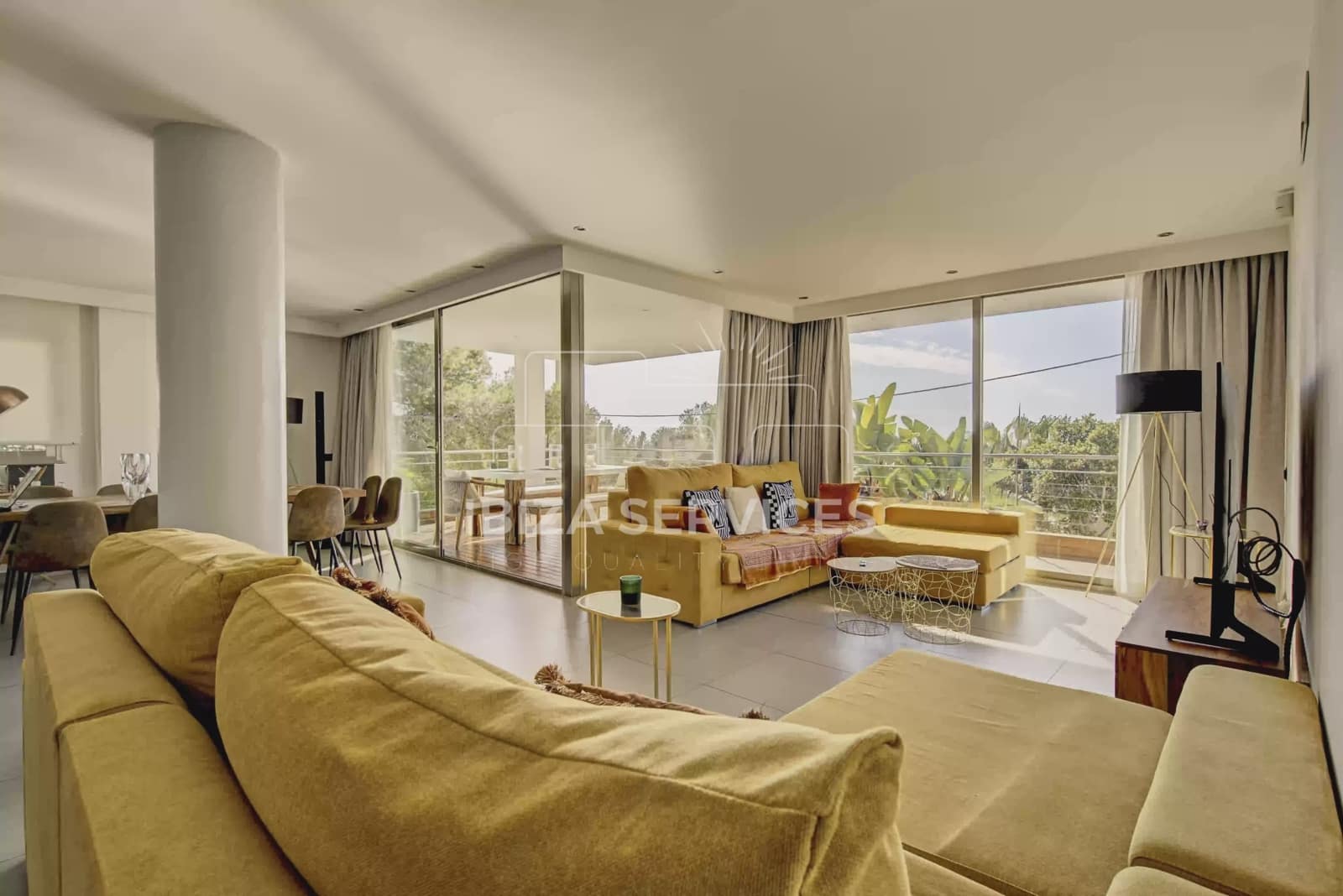 3 slaapkamer Villa voor vakantieverhuur in Talamanca met garage - € 3.752 (Ref: 9547378)