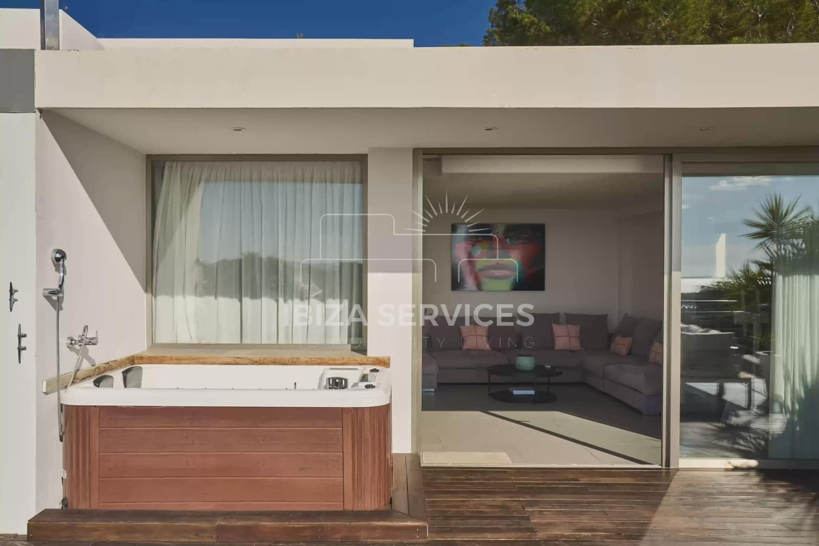 3 slaapkamer Villa voor vakantieverhuur in Talamanca met garage - € 3.752 (Ref: 9547378)