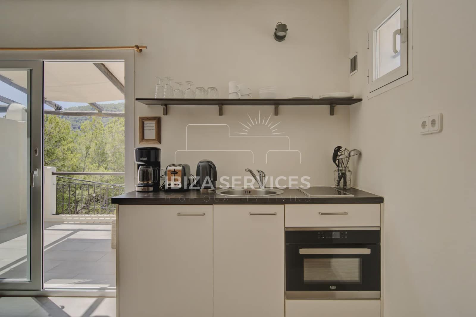 Apartment for holiday rental in Cala Llonga with pool - € 1,120 (Ref: 9554256)