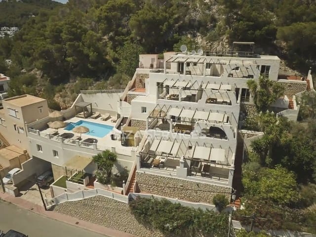 Appartement voor vakantieverhuur in Cala Llonga, Santa Eulalia / Santa Eularia met zwembad - € 1.120 (Ref: 9554256)