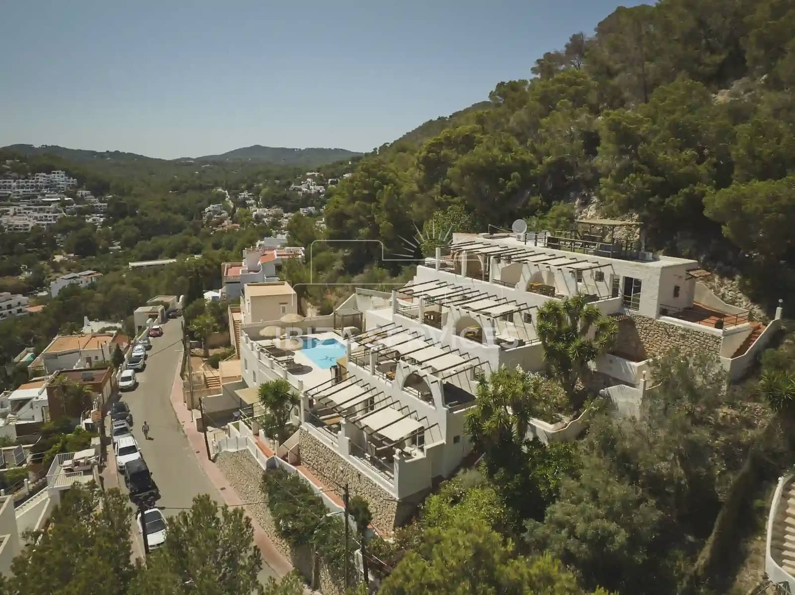 Apartment for holiday rental in Cala Llonga with pool - € 1,120 (Ref: 9554256)