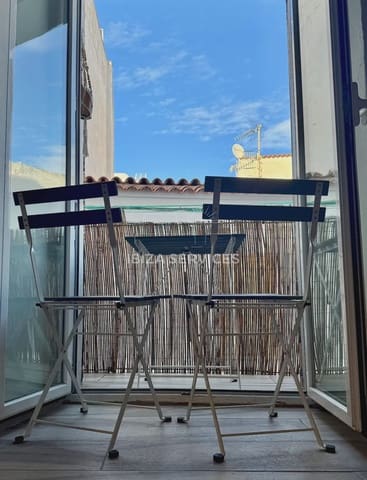 2 makuuhuone Huoneisto myytävänä paikassa Ibiza kaupunki - 338 000 € (Ref: 9597147)