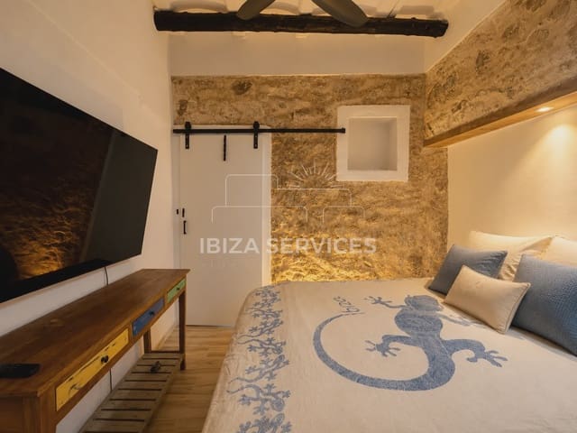 2 slaapkamer Appartement te koop in Ibiza dorp - € 338.000 (Ref: 9597147)