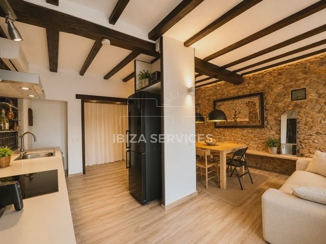 2 slaapkamer Appartement te koop in Ibiza dorp - € 338.000 (Ref: 9597147)