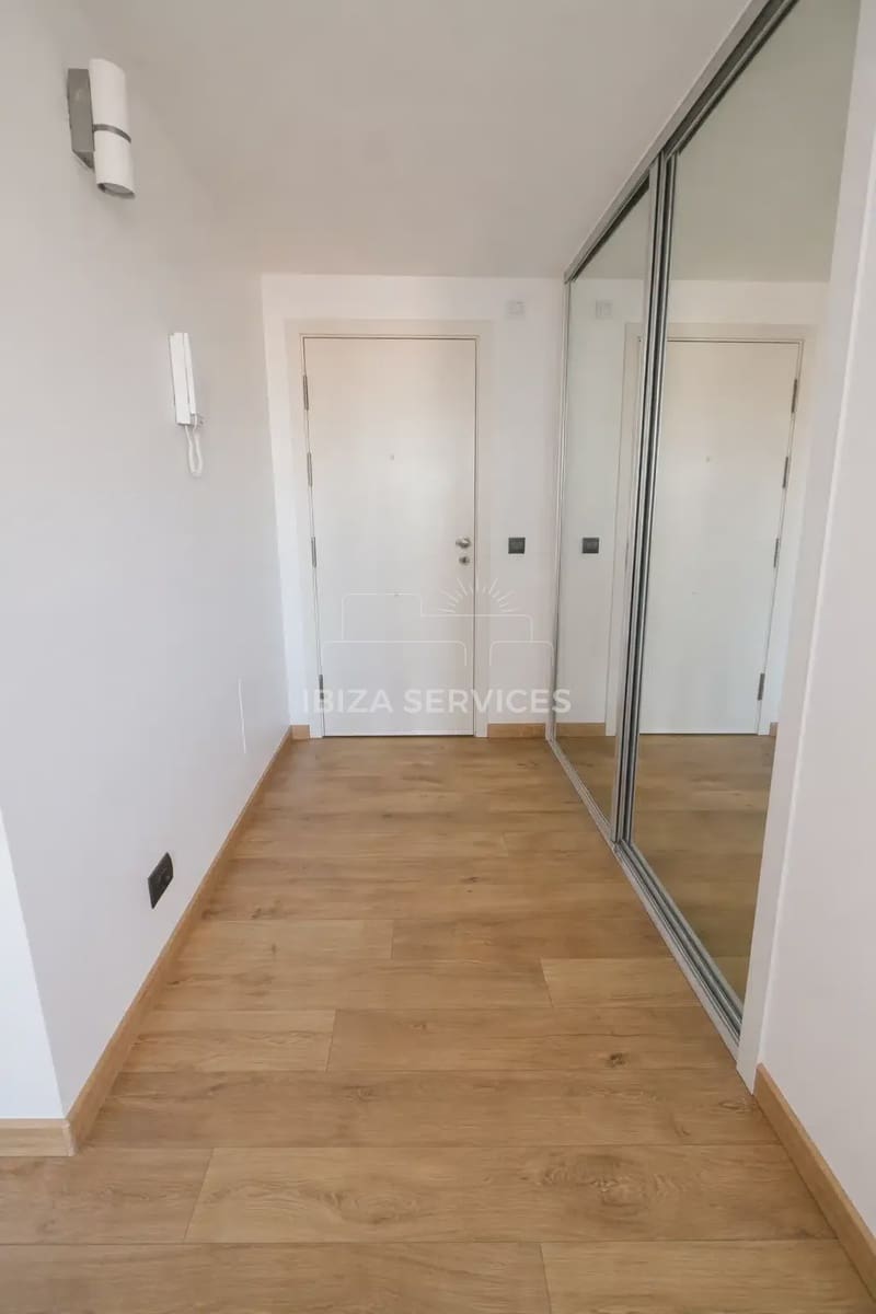 Apartamento de 3 habitaciones en Ibiza / Eivissa ciudad en alquiler con garaje - 5.000 € (Ref: 9614439)