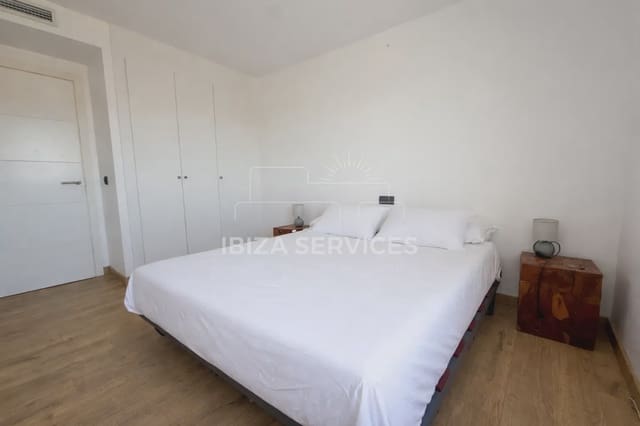 Apartamento de 3 habitaciones en Ibiza / Eivissa ciudad en alquiler con garaje - 5.000 € (Ref: 9614439)