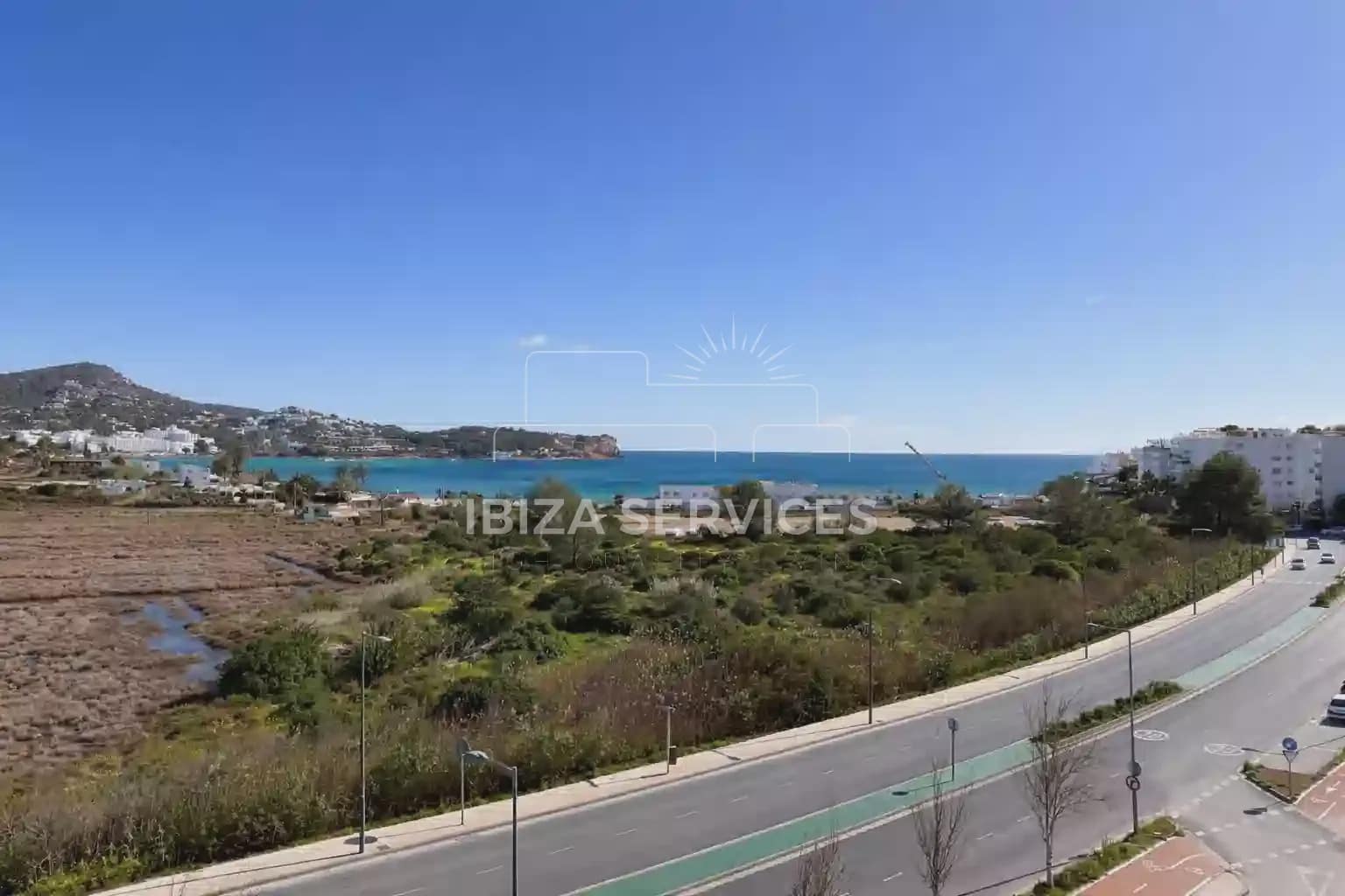 Apartamento de 3 habitaciones en Ibiza / Eivissa ciudad en alquiler con garaje - 5.000 € (Ref: 9614439)
