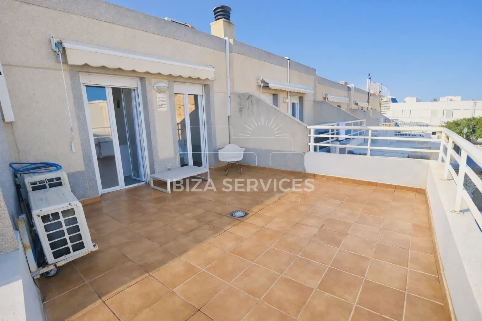 4 bedroom Apartment for rent in Sant Jordi de Ses Salines with garage - € 5,500 (Ref: 9636214)
