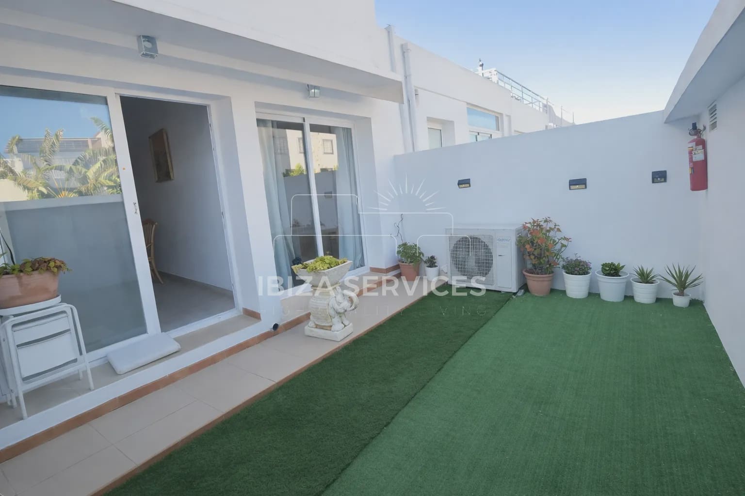 4 bedroom Apartment for rent in Sant Jordi de Ses Salines with garage - € 5,500 (Ref: 9636214)