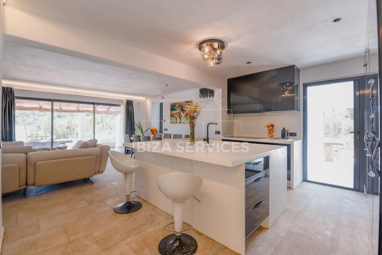 4 soveværelse Villa til leje i San Jose / Sant Josep de Sa Talaia med swimmingpool garage - € 15.000 (Ref: 9646716)