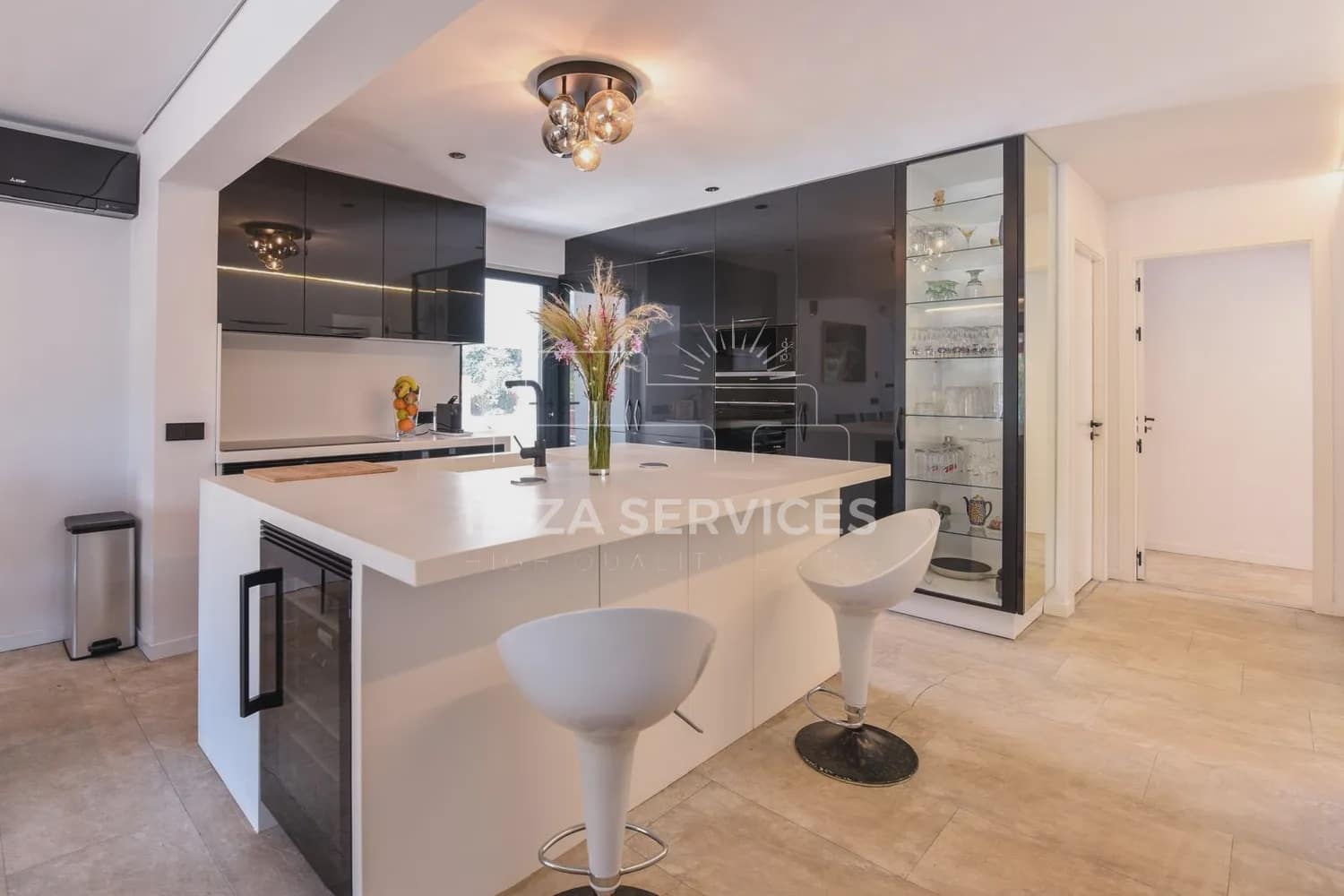 4 soveværelse Villa til leje i San Jose / Sant Josep de Sa Talaia med swimmingpool garage - € 15.000 (Ref: 9646716)