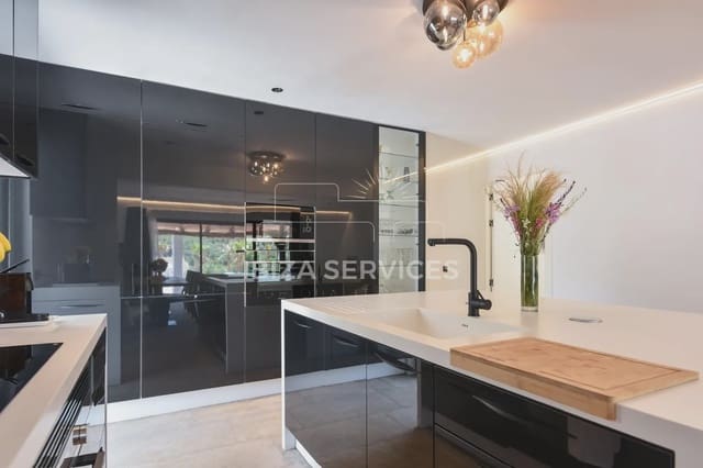 4 soveværelse Villa til leje i San Jose / Sant Josep de Sa Talaia med swimmingpool garage - € 15.000 (Ref: 9646716)