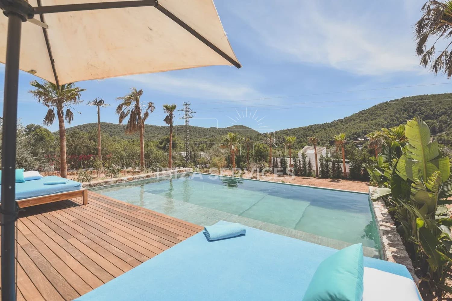 4 soveværelse Villa til leje i San Jose / Sant Josep de Sa Talaia med swimmingpool garage - € 15.000 (Ref: 9646716)