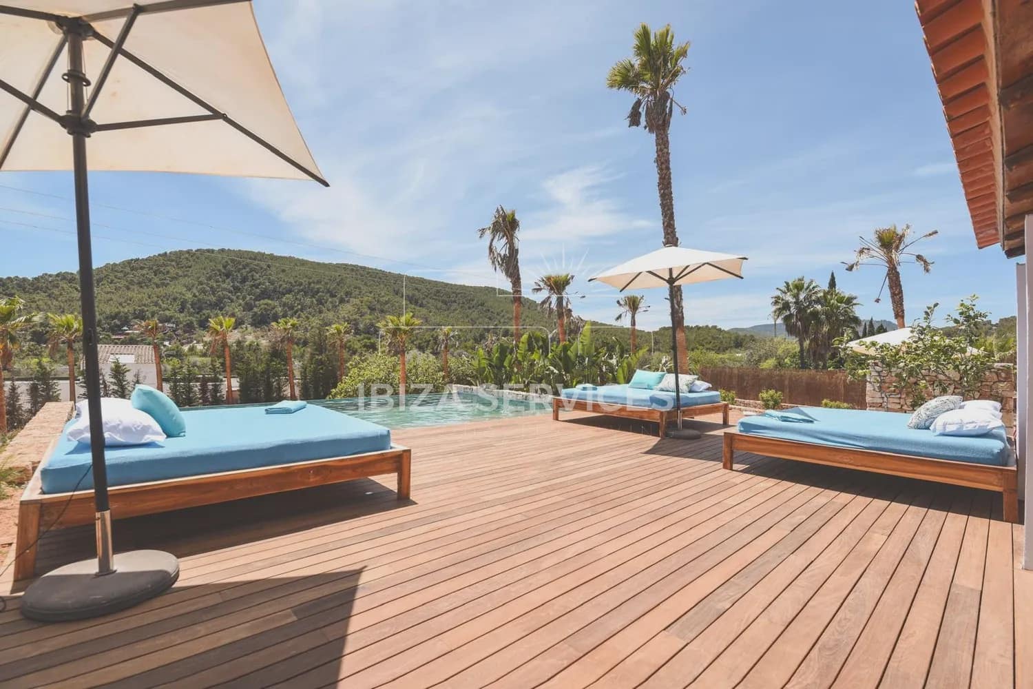 4 soveværelse Villa til leje i San Jose / Sant Josep de Sa Talaia med swimmingpool garage - € 15.000 (Ref: 9646716)