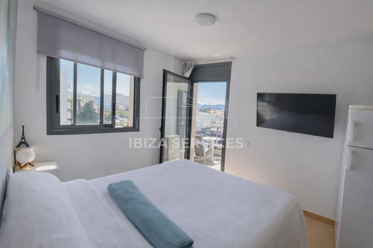 3 quarto Apartamento para venda em Playa d'en Bossa - 567 000 € (Ref: 9669589)