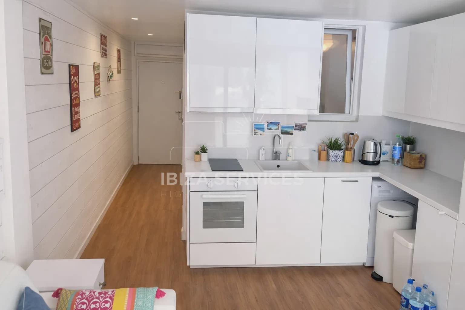 1 quarto Apartamento para venda em Cala Llonga com piscina - 325 000 € (Ref: 9700361)