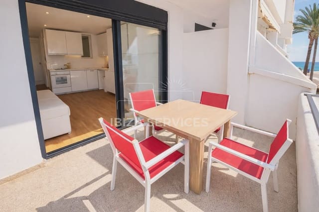 1 Zimmer Apartment zu verkaufen in Cala Llonga, Santa Eulalia / Santa Eularia mit Pool - 325.000 € (Ref: 9700361)