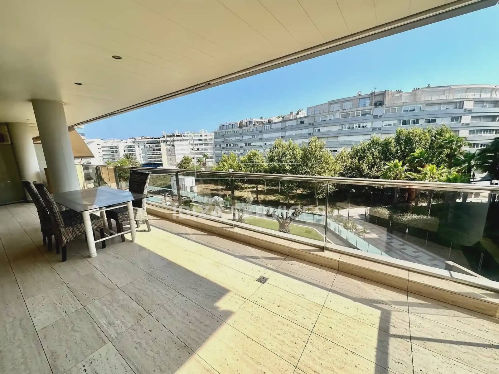 2 bedroom Apartment for rent in Ibiza / Eivissa town with pool garage - € 4,285 (Ref: 9708133)