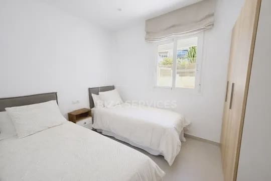 3 bedroom Apartment for rent in Cala d'en Bou with garage - € 3,666 (Ref: 9737119)