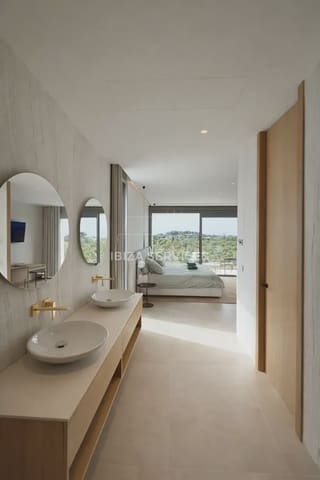 4 bedroom Villa for rent in Talamanca, Ibiza / Eivissa town with pool garage - € 28,000 (Ref: 9761567)