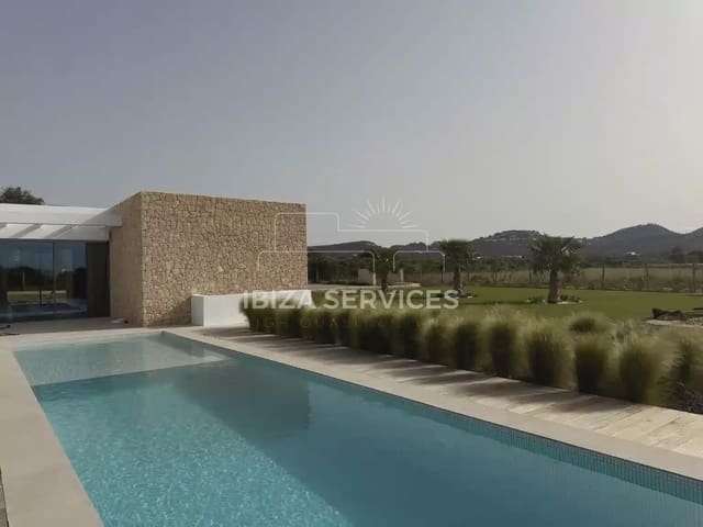 4 bedroom Villa for rent in Talamanca, Ibiza / Eivissa town with pool garage - € 28,000 (Ref: 9761567)